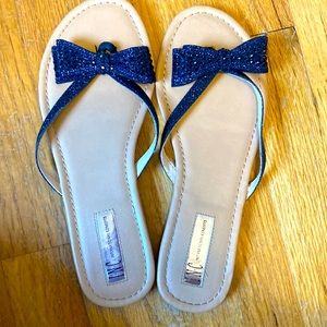 INC bow sandals